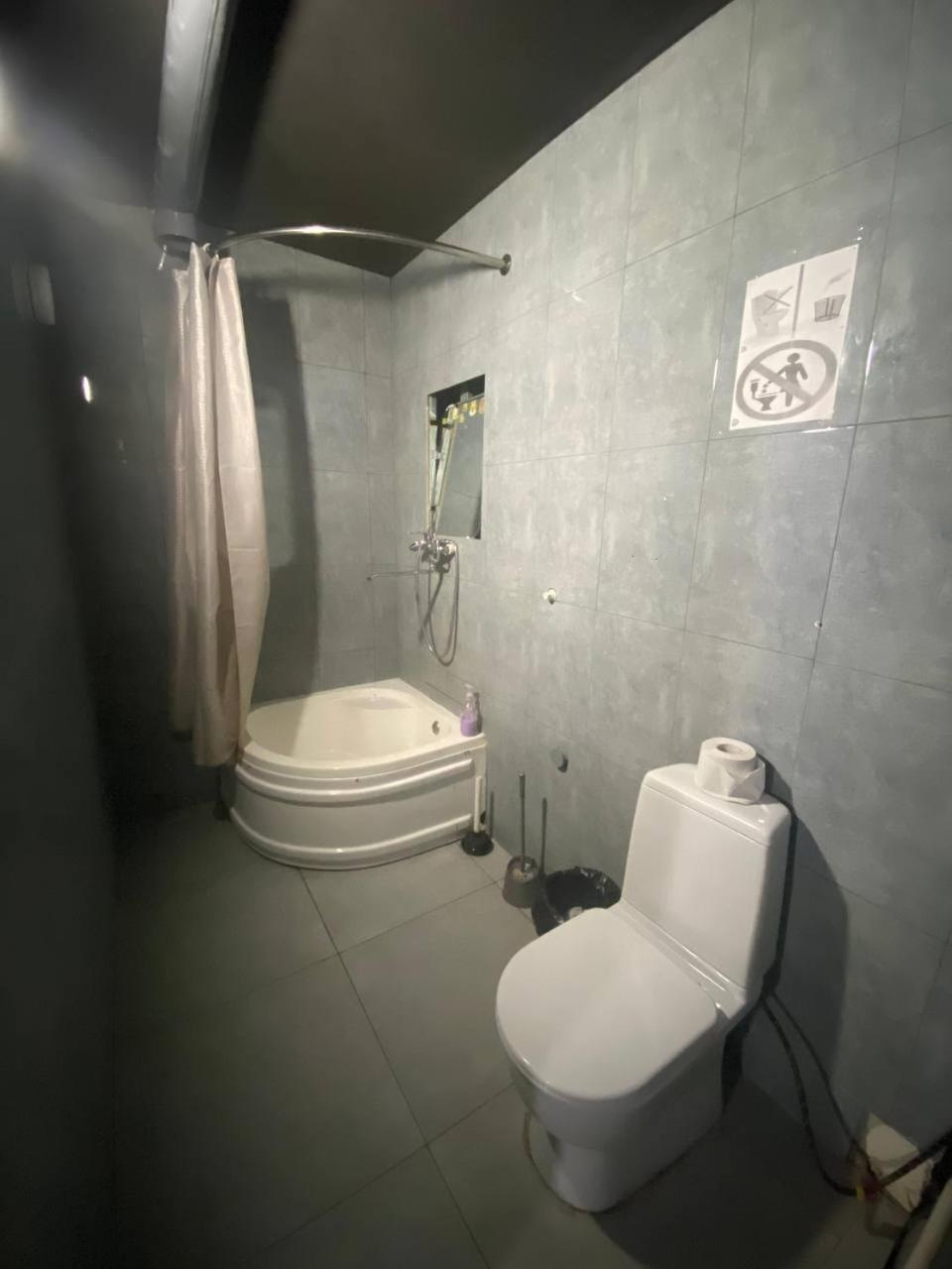 Hostel Na Bobura Tashkent Luaran gambar
